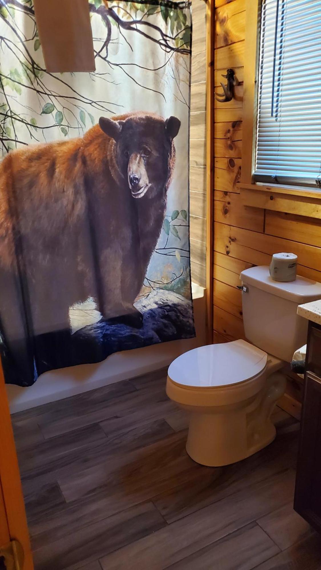 210 Cubs In The Treetops - Luxurious Cabin In جاتلينبرج المظهر الخارجي الصورة